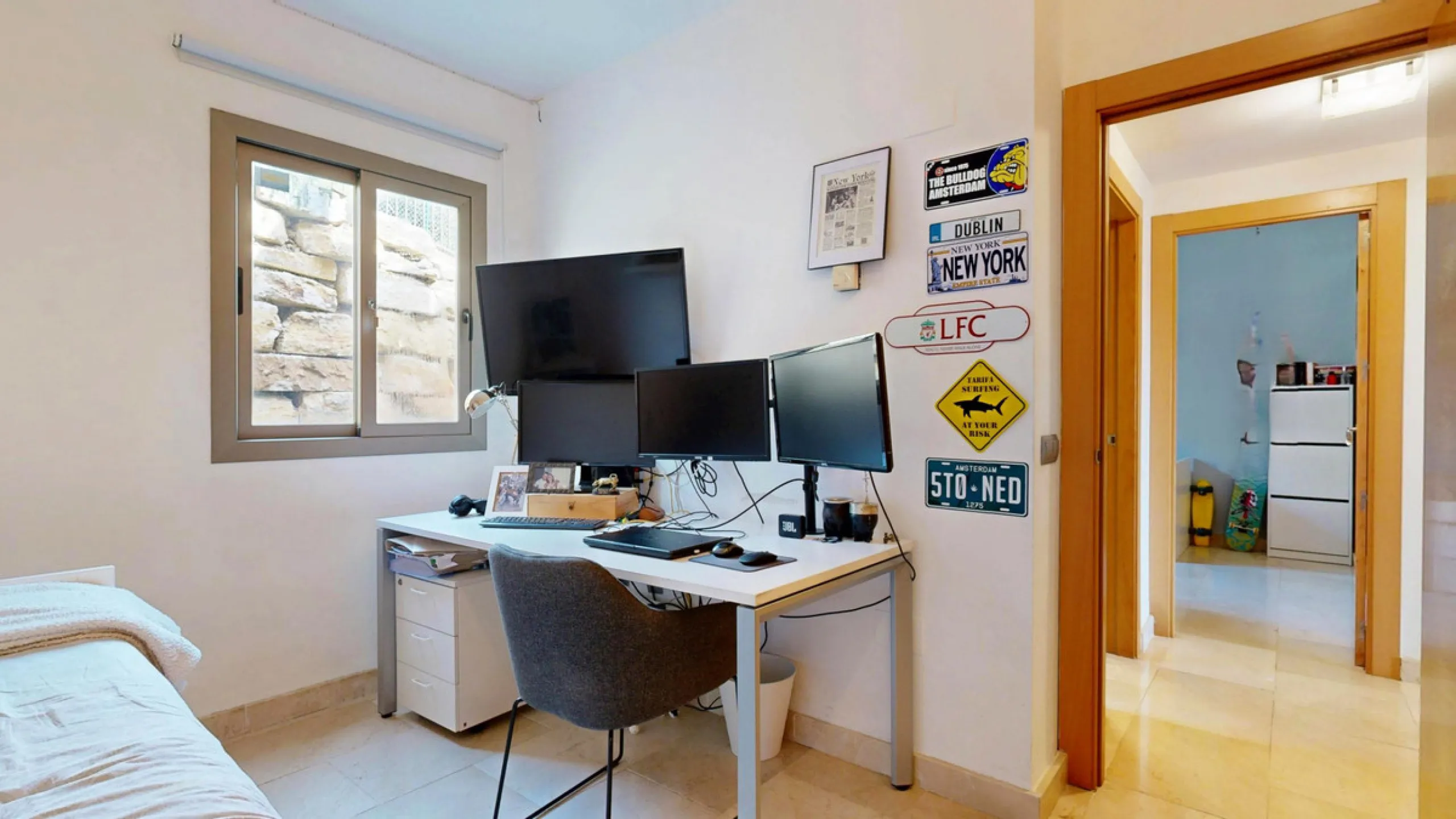Apartment - Ground Floor Apartment в продаже в Benahavís, Málaga. В доме 4 спален и 2 ванных комнат. Площадь дома 128 м²