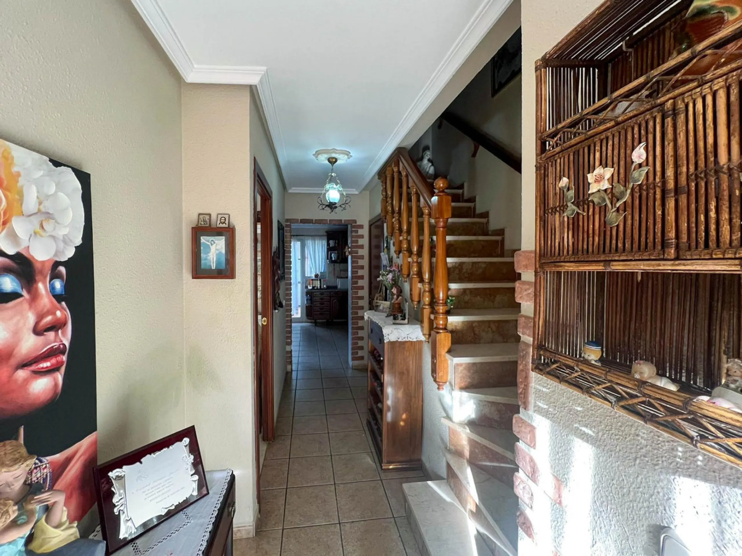 ???? House on Calle Río Genil: Space, Light, and Versatility