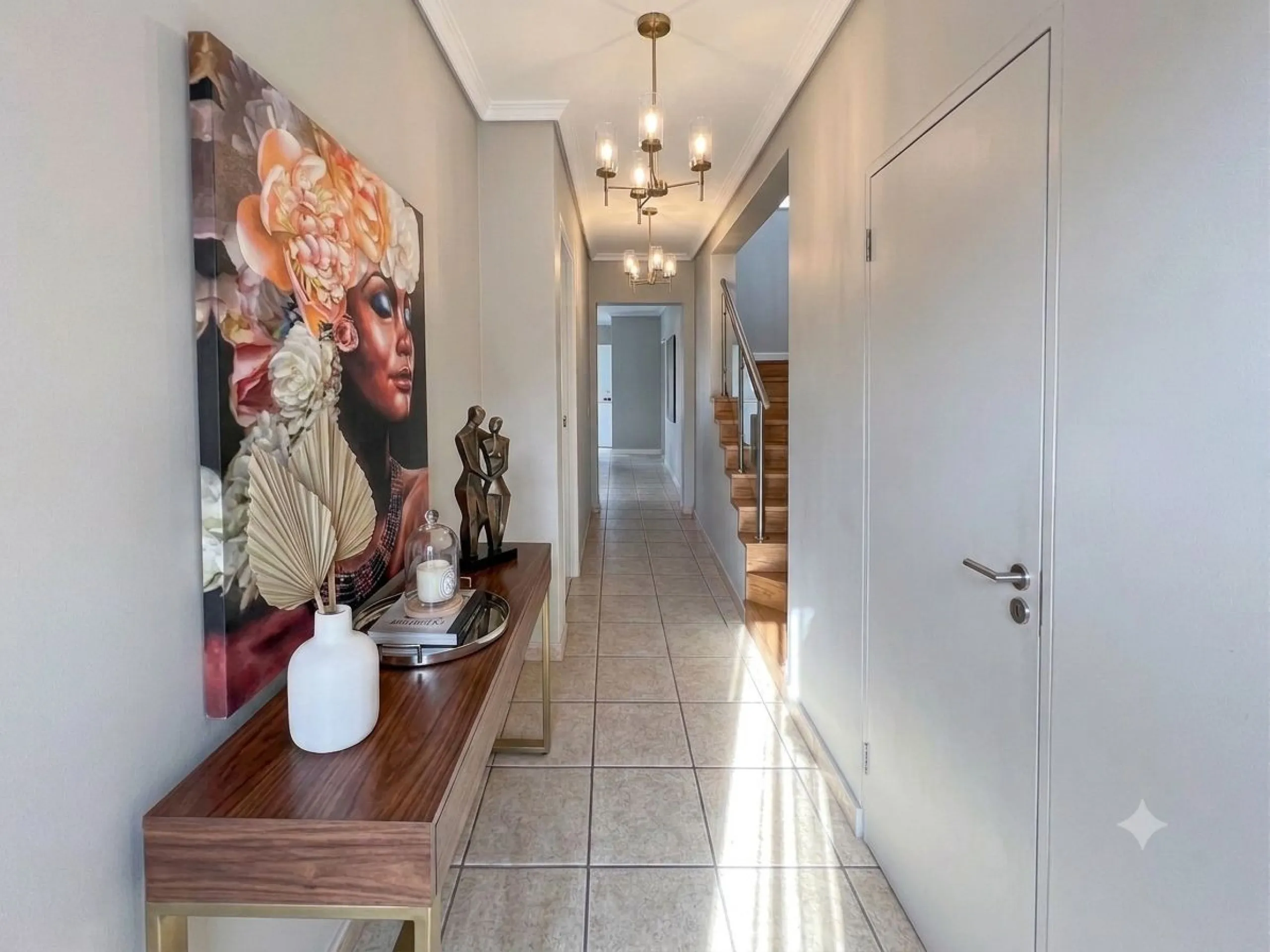 ???? House on Calle Río Genil: Space, Light, and Versatility