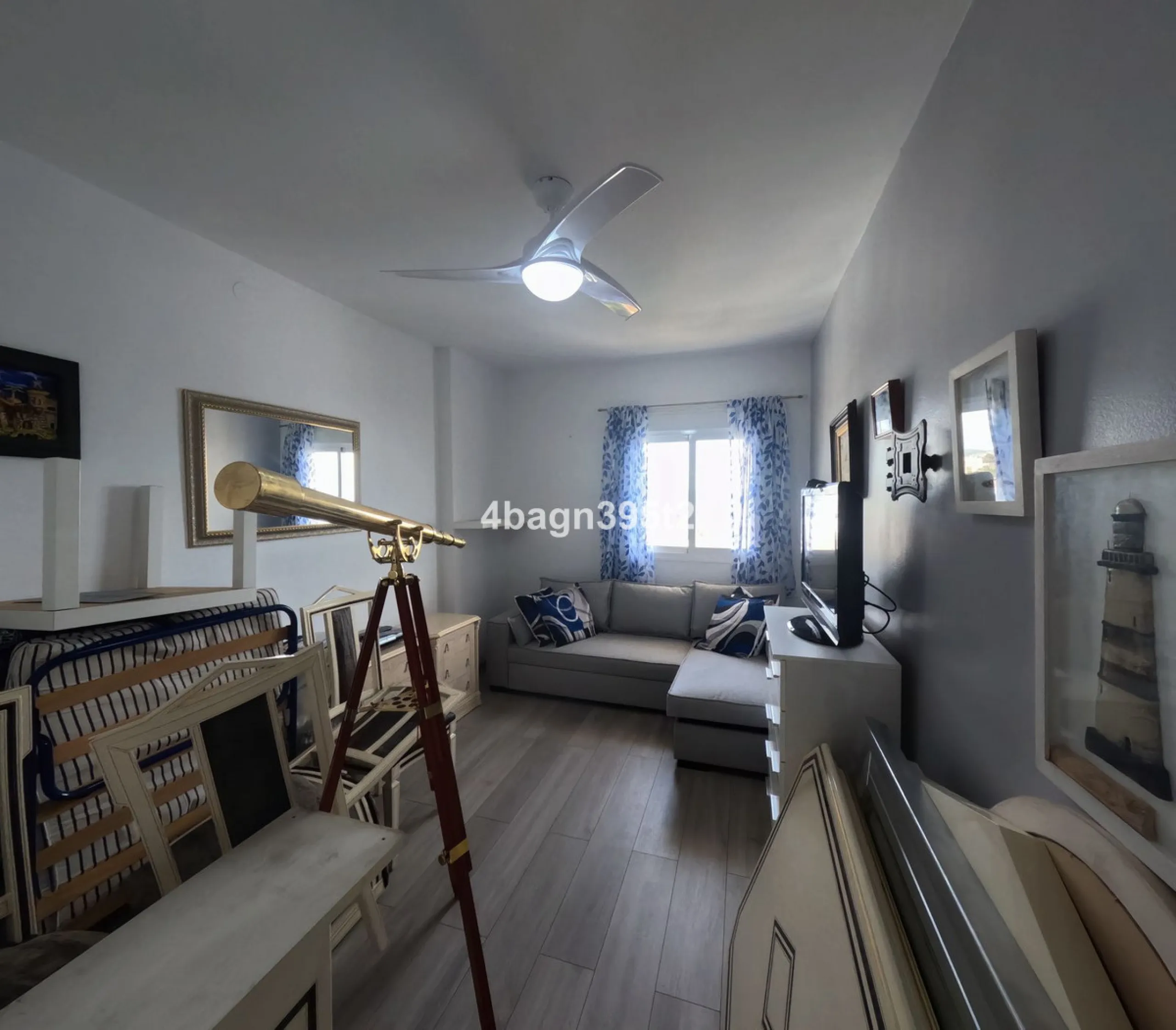 Located in the highly sought-after Phase 1 of Jardin Botánico in La Cala de Mijas, this beautifully refurbished 2-bedroom apartment offers contemporary living in a prime coastal setting.