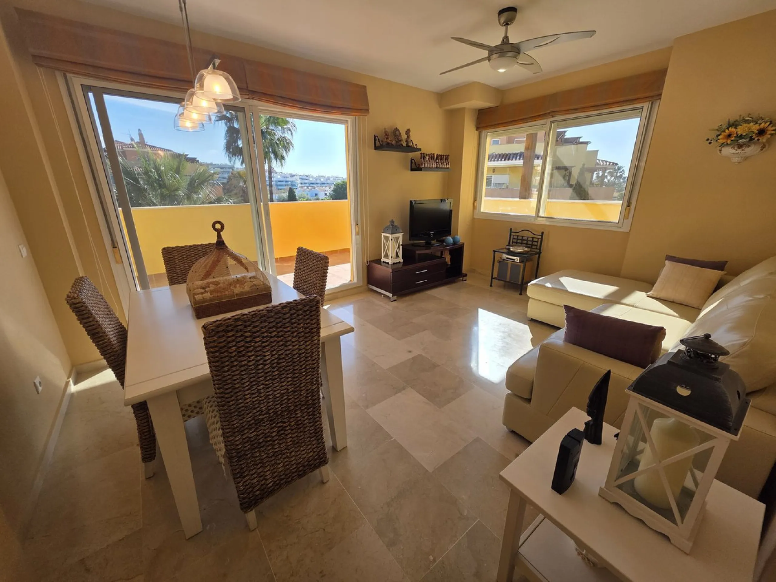 Stunning Apartment with Expansive Terrace in La Cala de Mijas