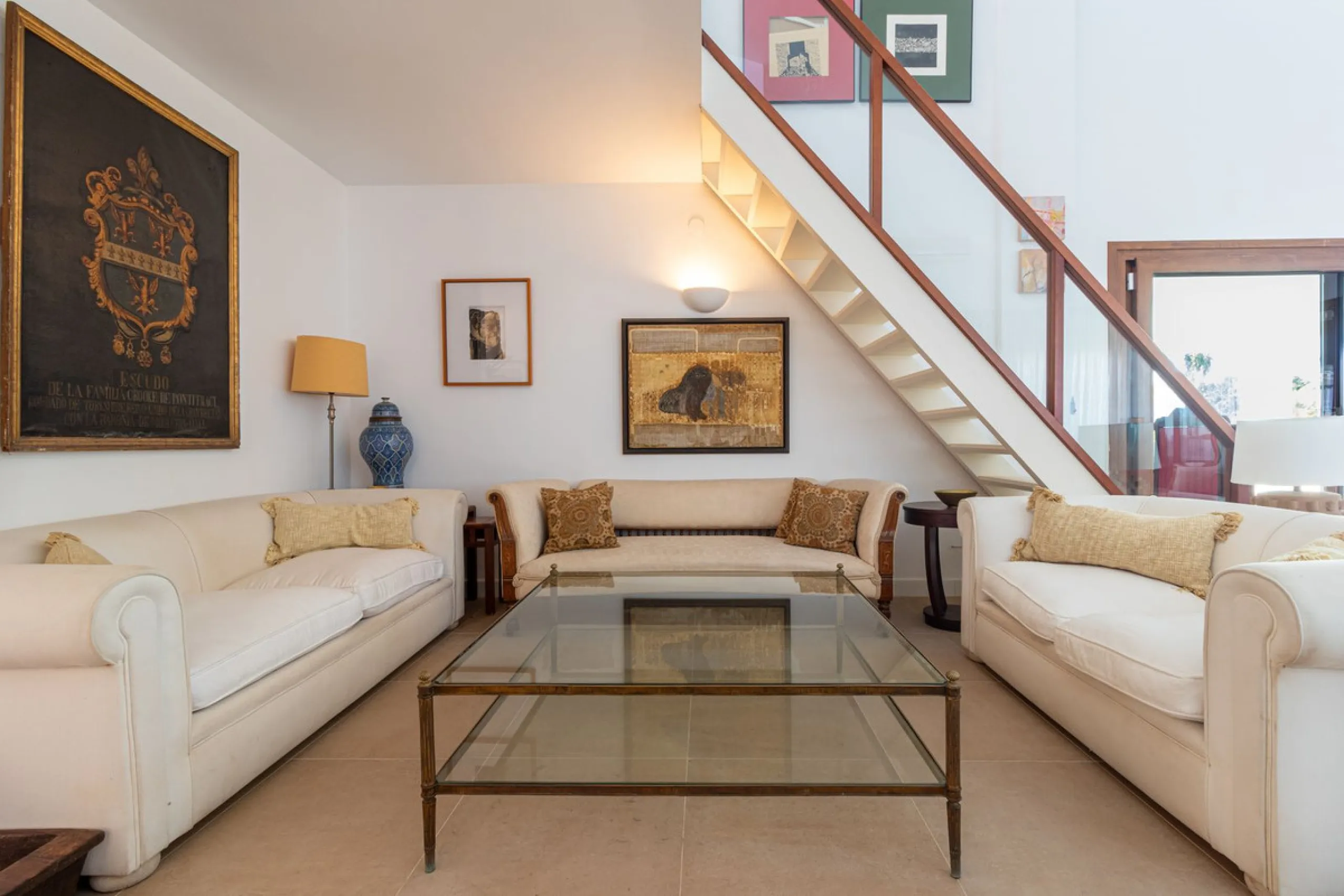 **Panoramic 6-Bedroom Villa with Protected Green Border & 2,100 m² Plot – El Higuerón / El Majadal**