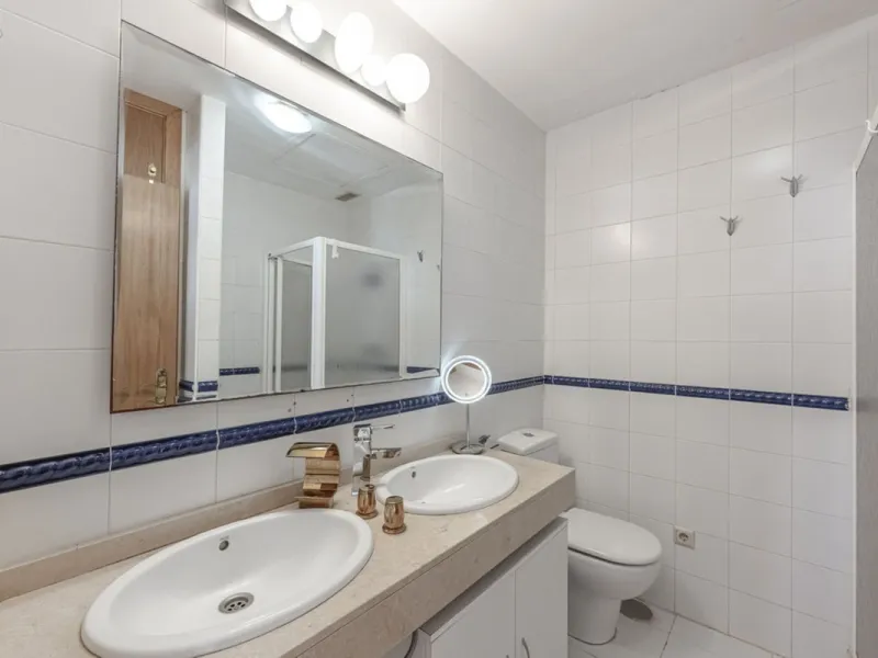 Townhouse with Panoramic Sea Views in La Mairena, East Marbella