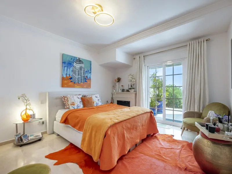 Townhouse with Panoramic Sea Views in La Mairena, East Marbella