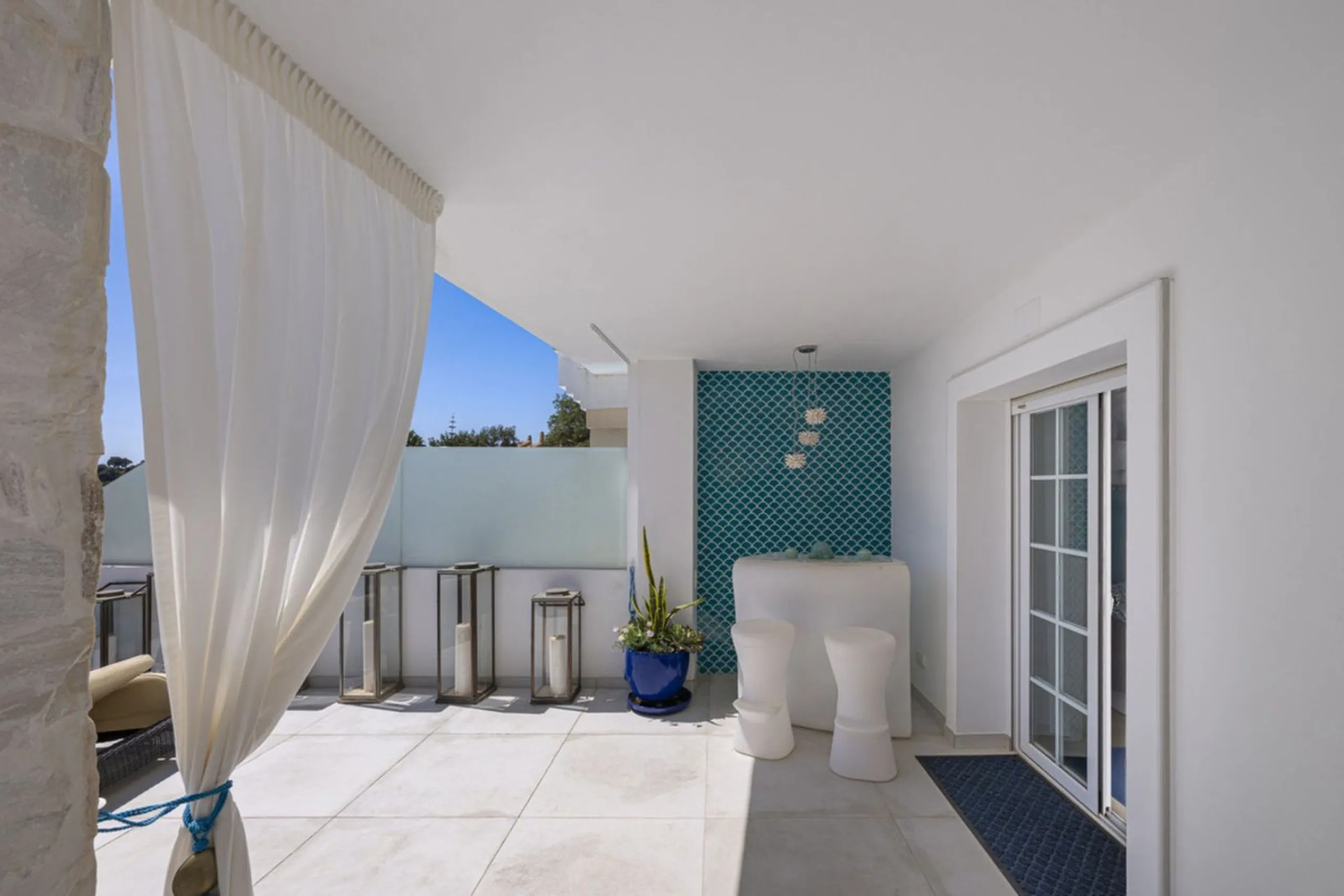 Townhouse with Panoramic Sea Views in La Mairena, East Marbella