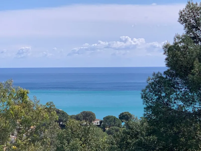 Exclusive Plot with Luxury Villa Project in Benalmádena