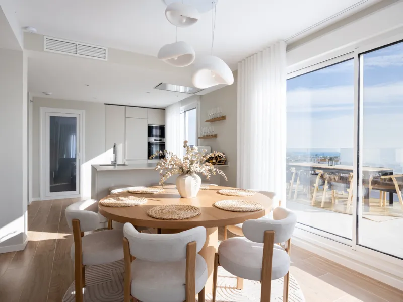 Apartment - Penthouse в продаже в Marbella, Málaga. В доме 4 спален и 2 ванных комнат. Площадь дома 116 м²