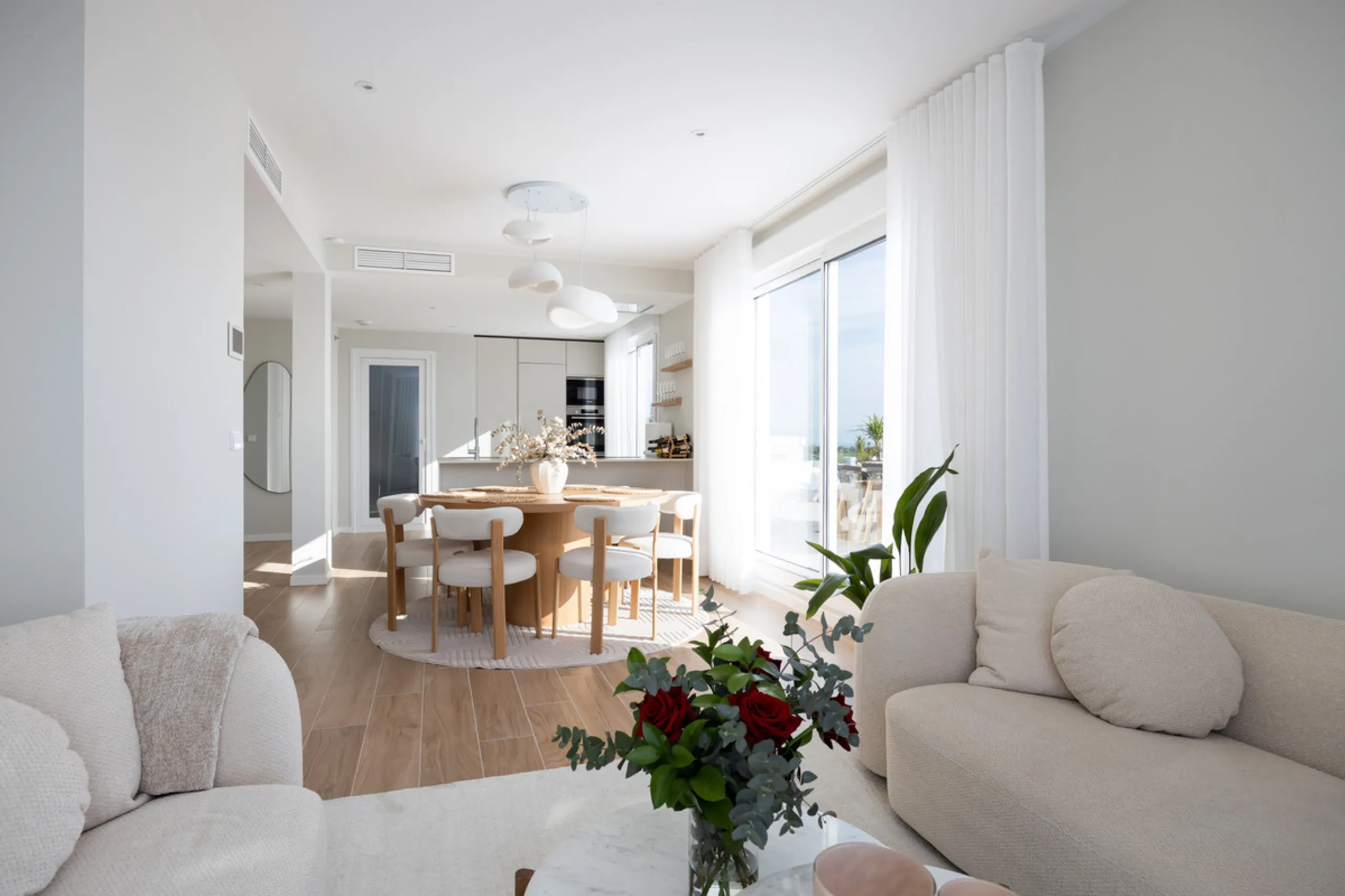 Apartment - Penthouse в продаже в Marbella, Málaga. В доме 4 спален и 2 ванных комнат. Площадь дома 116 м²