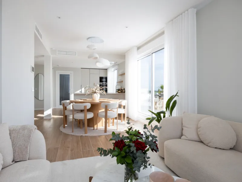 Apartment - Penthouse в продаже в Marbella, Málaga. В доме 4 спален и 2 ванных комнат. Площадь дома 116 м²