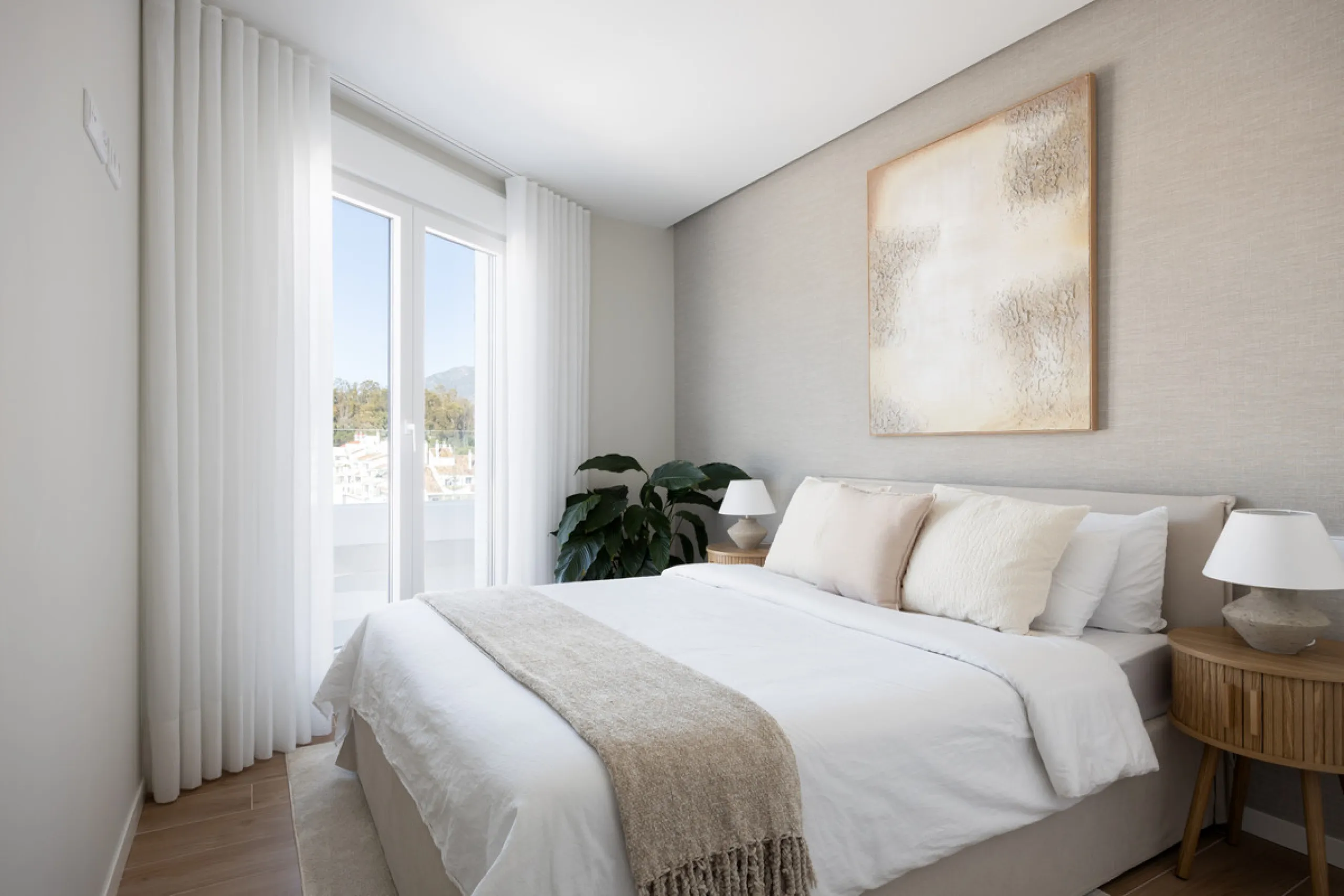 Apartment - Penthouse в продаже в Marbella, Málaga. В доме 4 спален и 2 ванных комнат. Площадь дома 116 м²