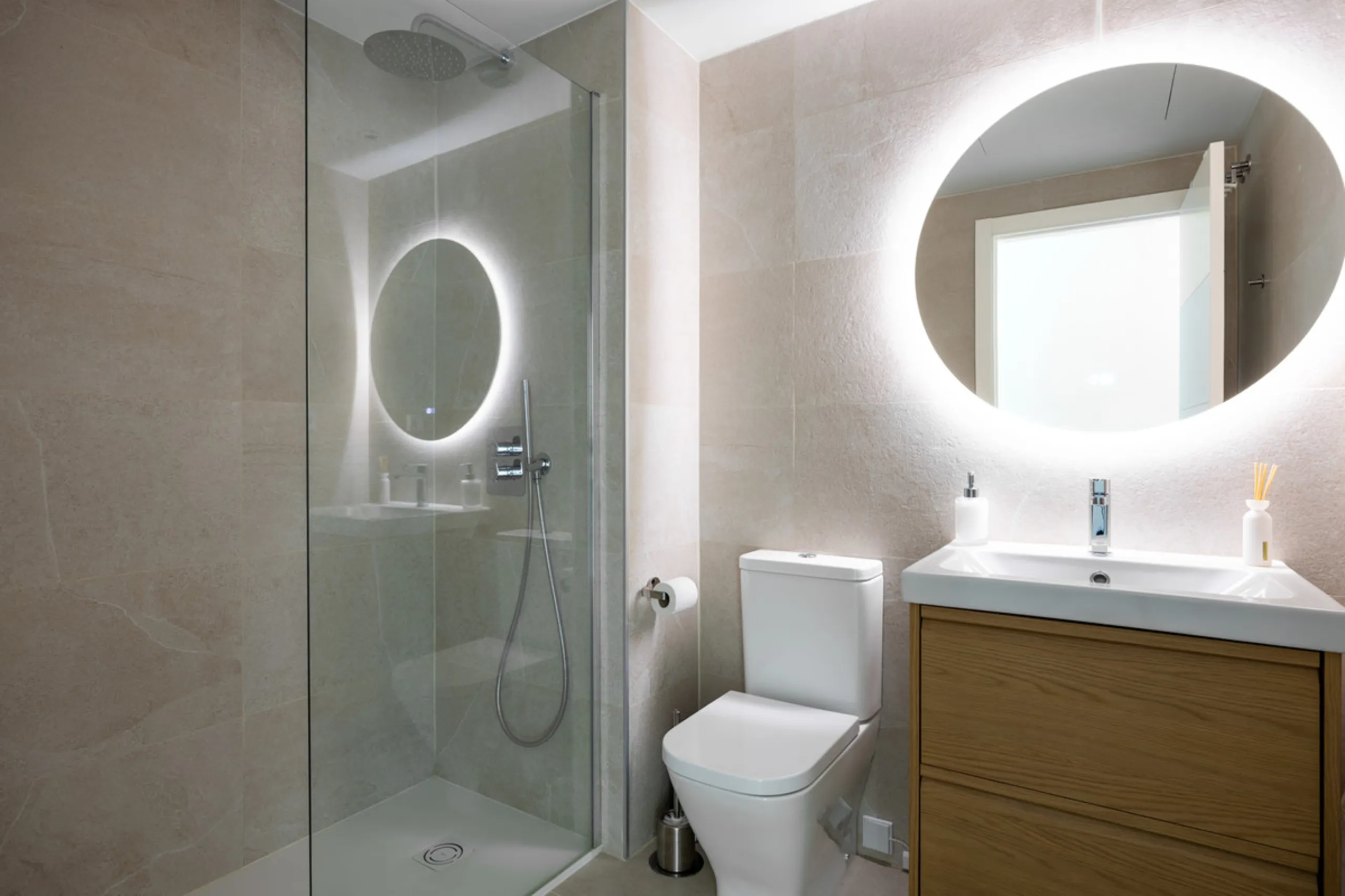Apartment - Penthouse в продаже в Marbella, Málaga. В доме 4 спален и 2 ванных комнат. Площадь дома 116 м²