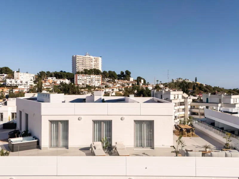 Apartment - Penthouse в продаже в Marbella, Málaga. В доме 4 спален и 2 ванных комнат. Площадь дома 116 м²