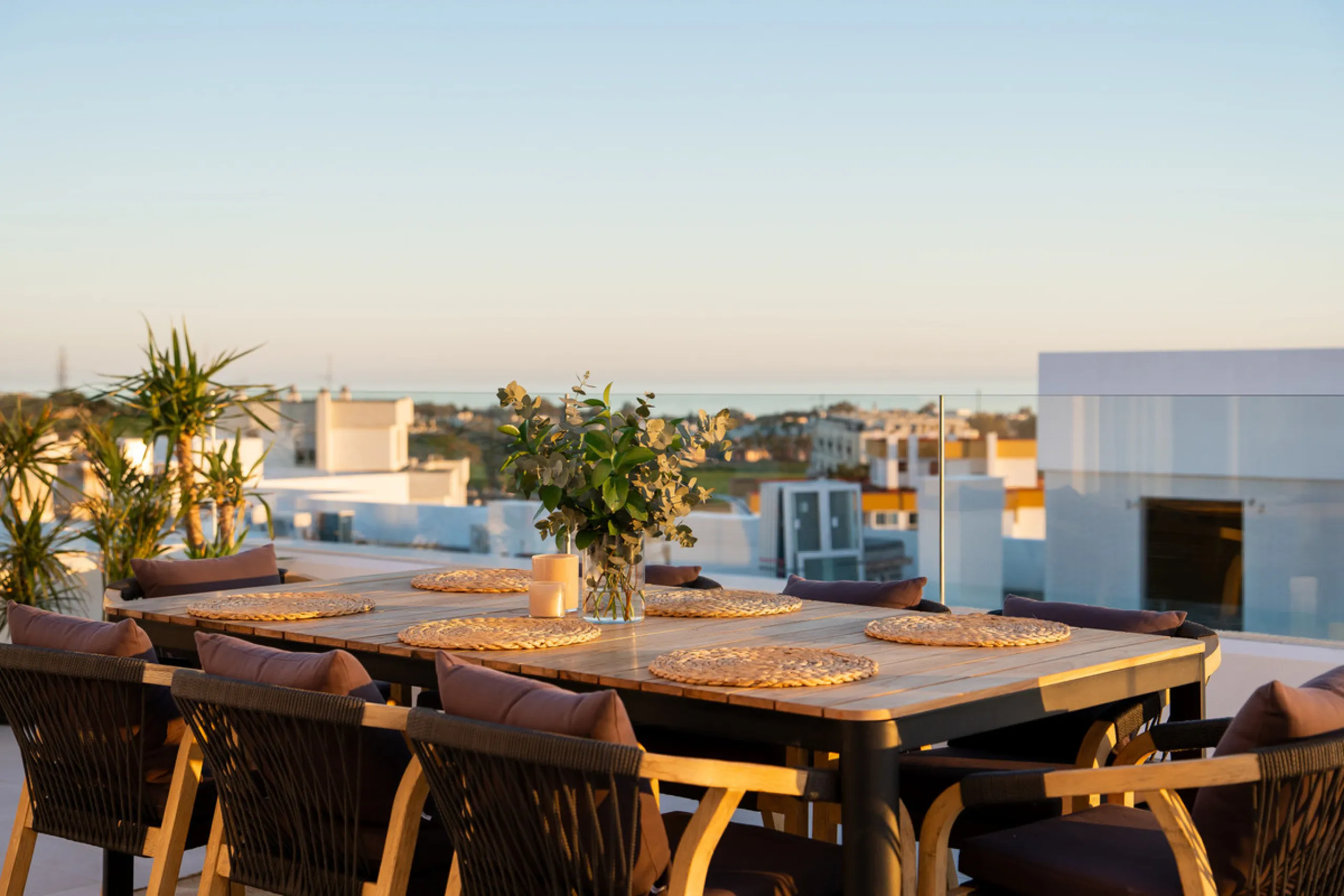 Apartment - Penthouse в продаже в Marbella, Málaga. В доме 4 спален и 2 ванных комнат. Площадь дома 116 м²