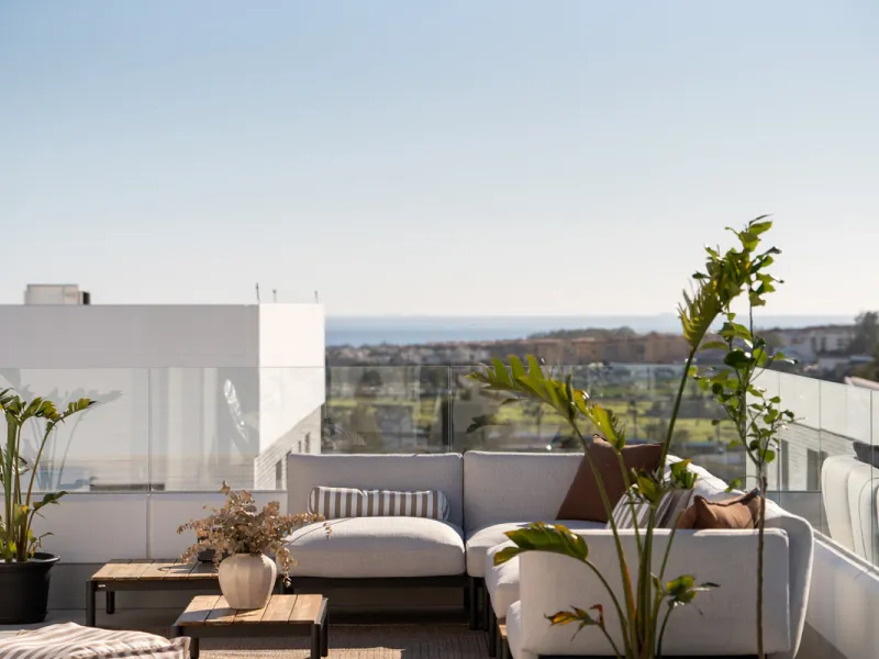 Apartment - Penthouse в продаже в Marbella, Málaga. В доме 4 спален и 2 ванных комнат. Площадь дома 116 м²