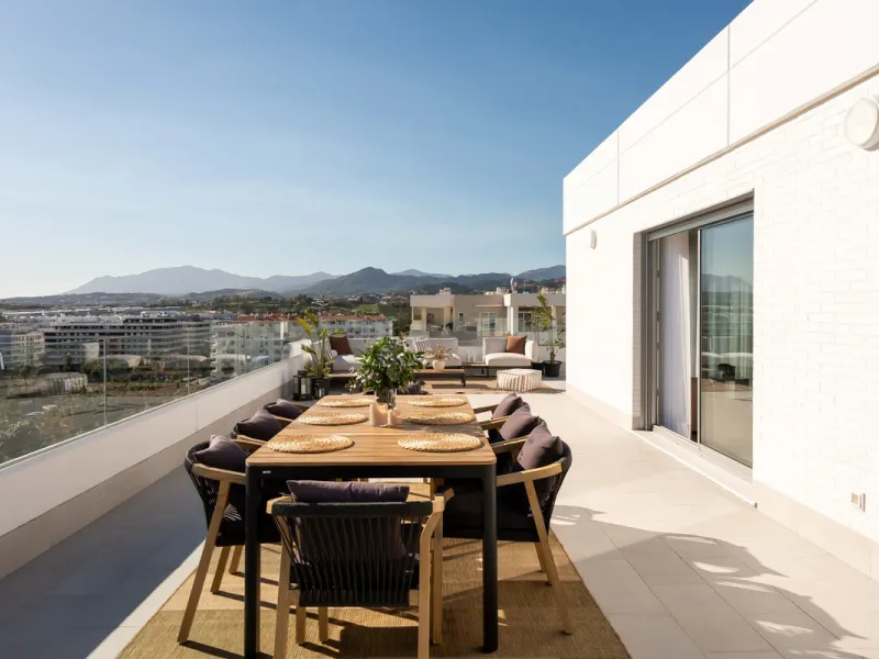 Apartment - Penthouse в продаже в Marbella, Málaga. В доме 4 спален и 2 ванных комнат. Площадь дома 116 м²