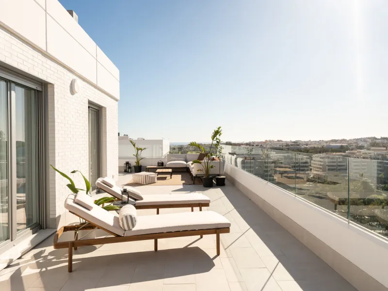 Apartment - Penthouse в продаже в Marbella, Málaga. В доме 4 спален и 2 ванных комнат. Площадь дома 116 м²