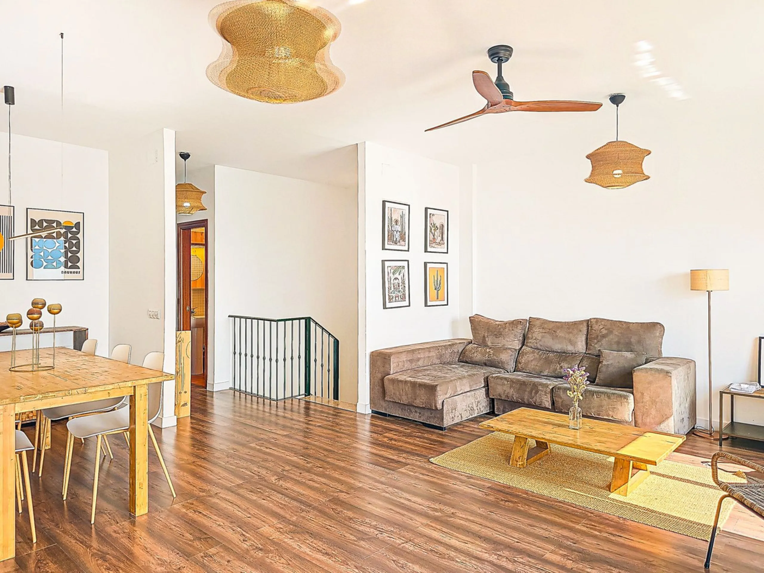 For Sale: Modern semi-detached house with 4 bedrooms in the center of Almogía (Málaga region)