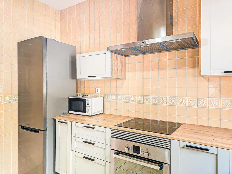 For Sale: Modern semi-detached house with 4 bedrooms in the center of Almogía (Málaga region)