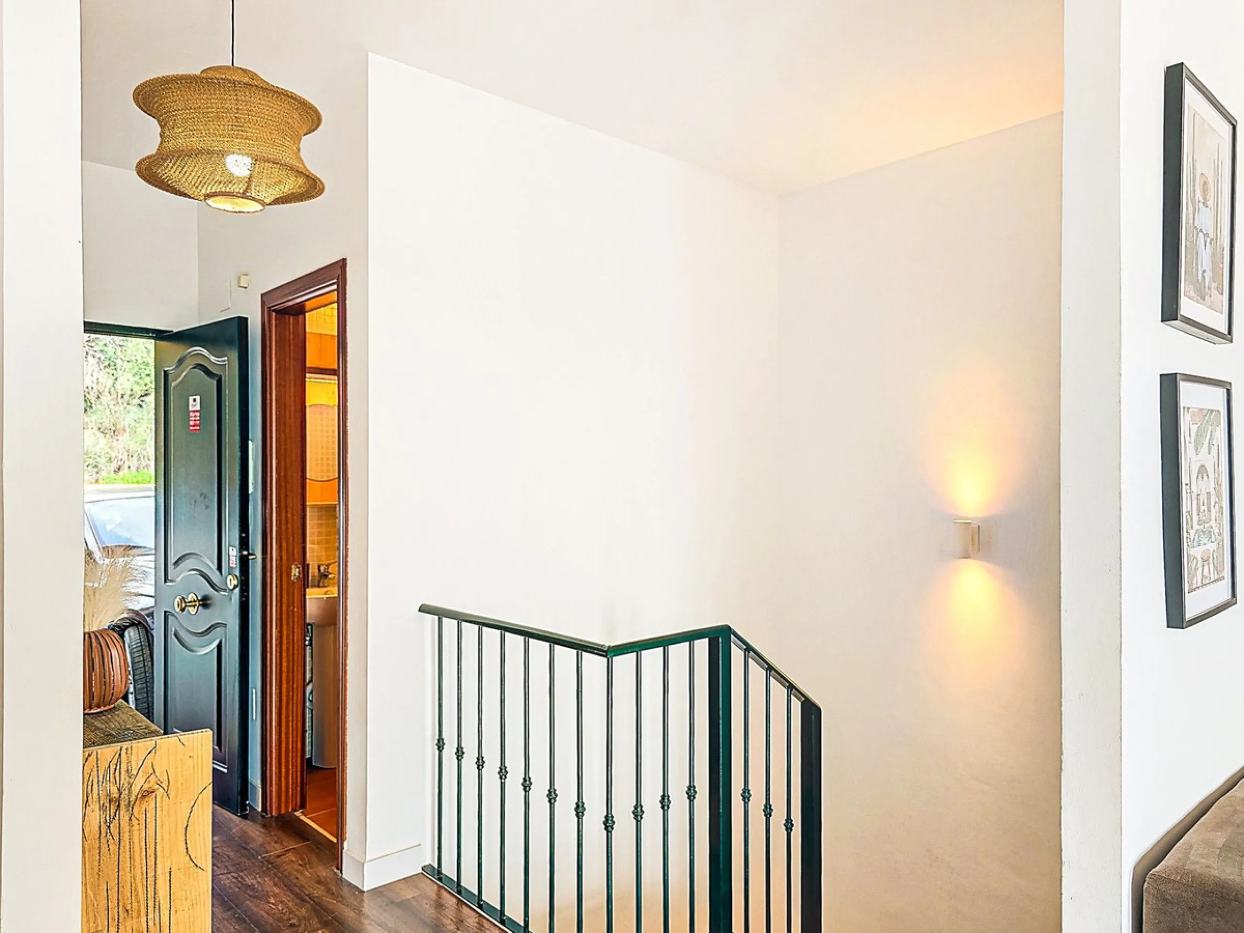 For Sale: Modern semi-detached house with 4 bedrooms in the center of Almogía (Málaga region)