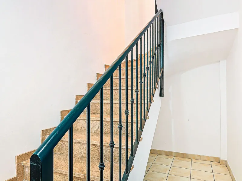 For Sale: Modern semi-detached house with 4 bedrooms in the center of Almogía (Málaga region)
