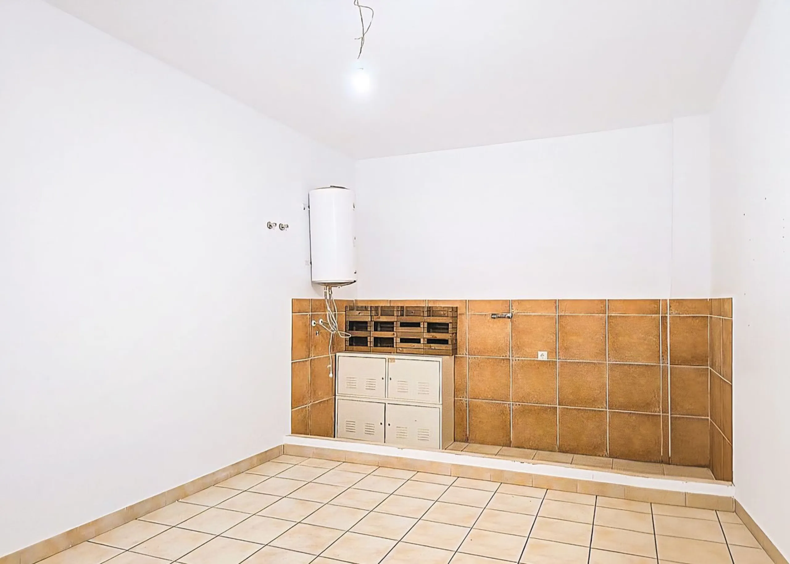 For Sale: Modern semi-detached house with 4 bedrooms in the center of Almogía (Málaga region)