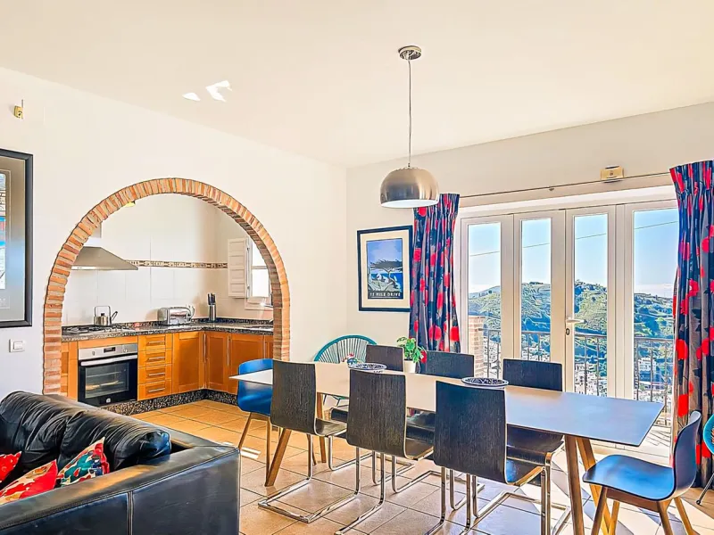 This beautiful modern villa with 5 bedrooms and 3 bathrooms enjoys an enviable elevated position above the charming white village of Cómpeta, offering sweeping views of the Mediterranean Sea, rolling countryside, and the village rooftops below. Stylish, s