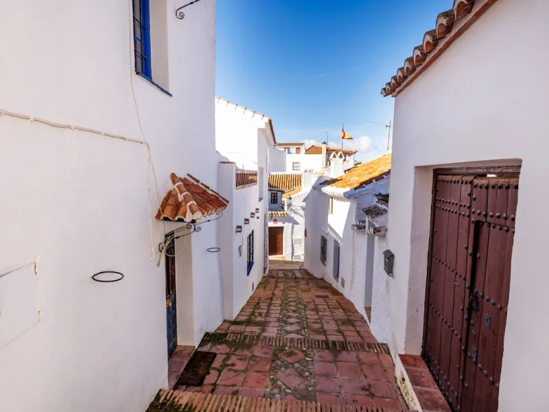 House - Semi-Detached House в продаже в Comares, Málaga. В доме 6 спален и 3 ванных комнат. Площадь дома 274 м². Площадь участка 966 м²
