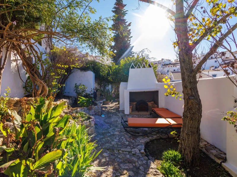 House - Semi-Detached House в продаже в Comares, Málaga. В доме 6 спален и 3 ванных комнат. Площадь дома 274 м². Площадь участка 966 м²