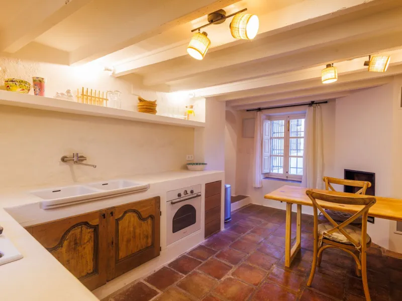 House - Semi-Detached House в продаже в Comares, Málaga. В доме 6 спален и 3 ванных комнат. Площадь дома 274 м². Площадь участка 966 м²