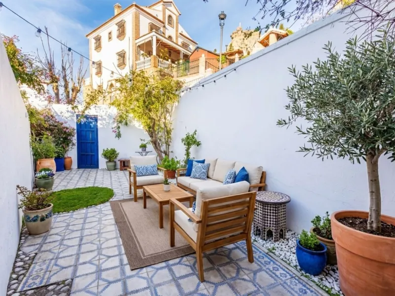 House - Semi-Detached House в продаже в Comares, Málaga. В доме 6 спален и 3 ванных комнат. Площадь дома 274 м². Площадь участка 966 м²