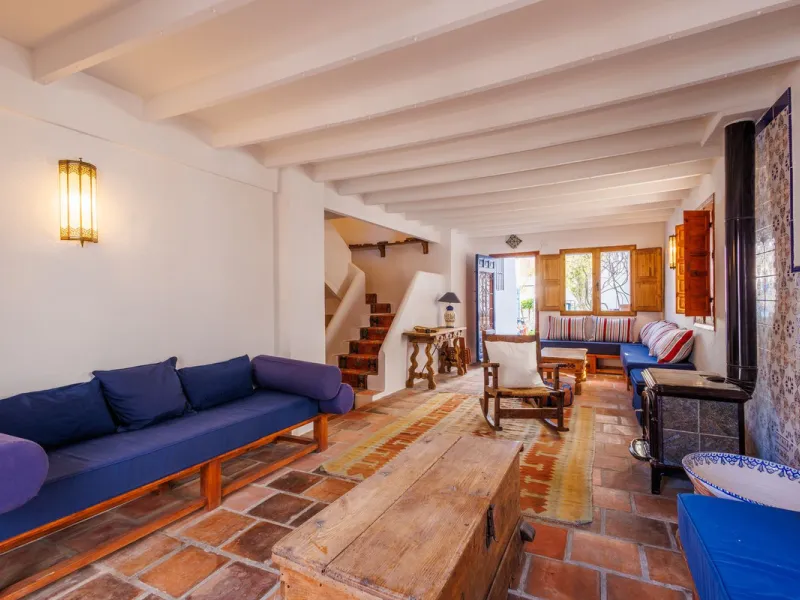 House - Semi-Detached House в продаже в Comares, Málaga. В доме 6 спален и 3 ванных комнат. Площадь дома 274 м². Площадь участка 966 м²