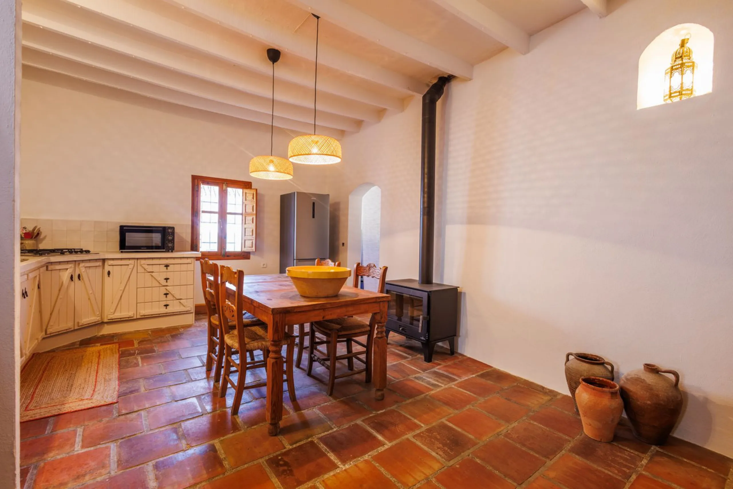 House - Semi-Detached House в продаже в Comares, Málaga. В доме 6 спален и 3 ванных комнат. Площадь дома 274 м². Площадь участка 966 м²