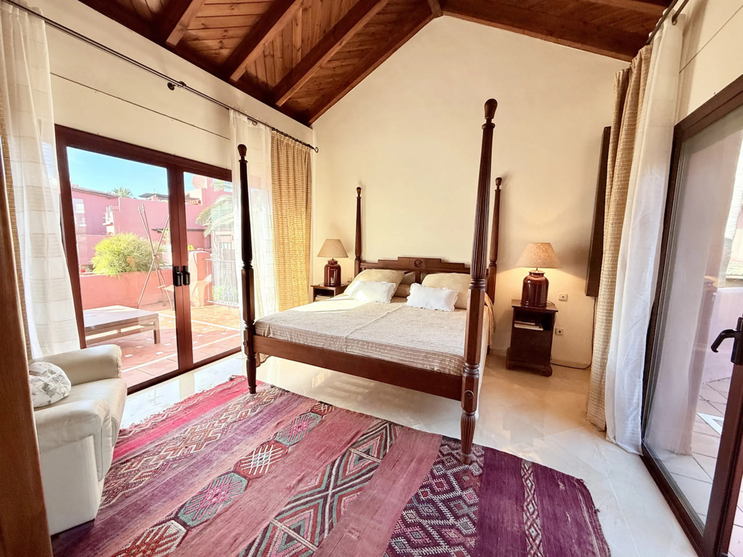 Discover your oasis by the sea!