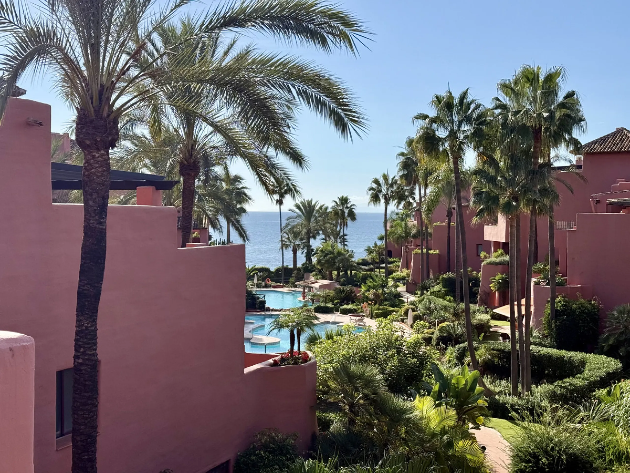Discover your oasis by the sea!