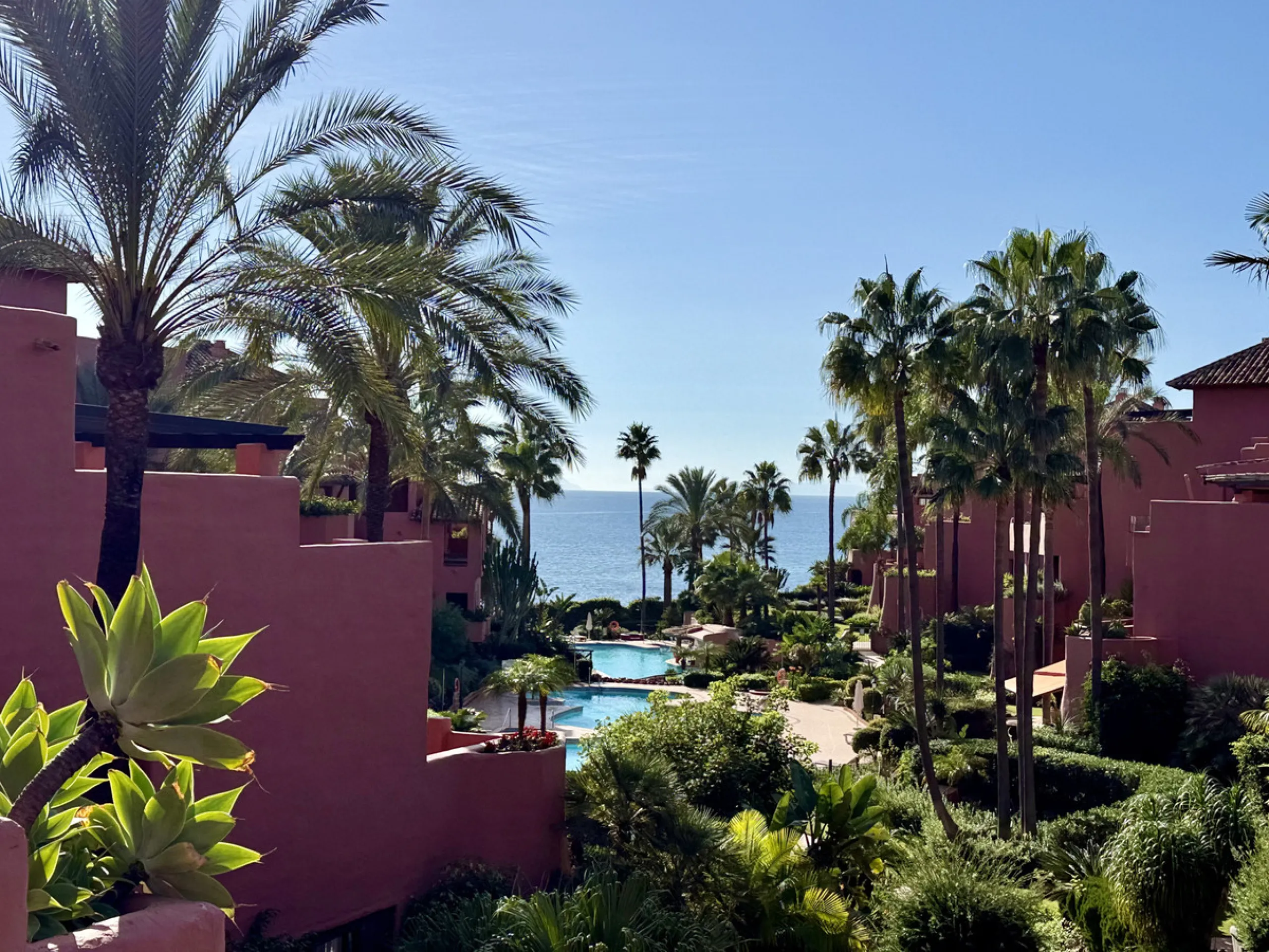 Discover your oasis by the sea!