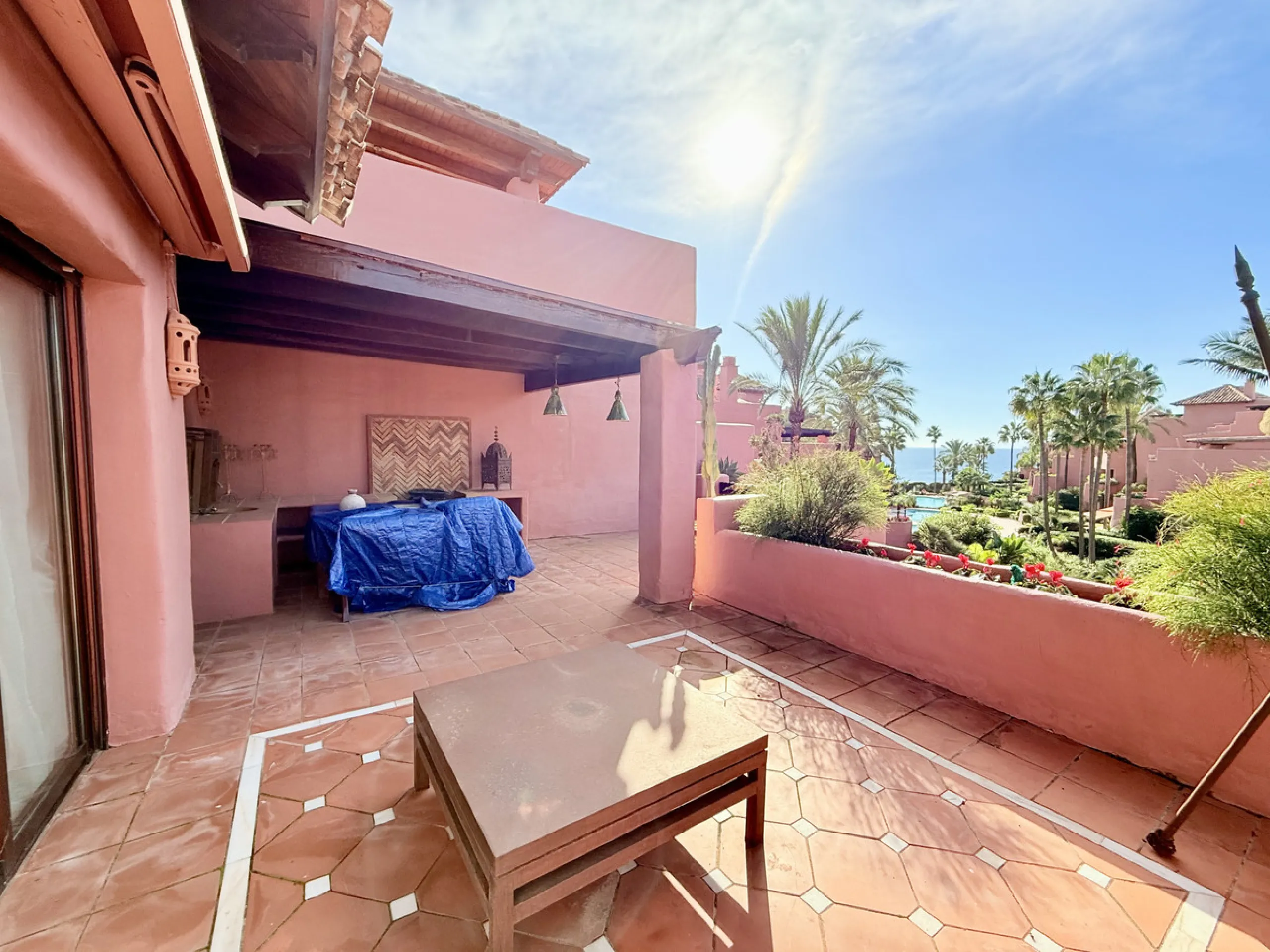 Discover your oasis by the sea!
