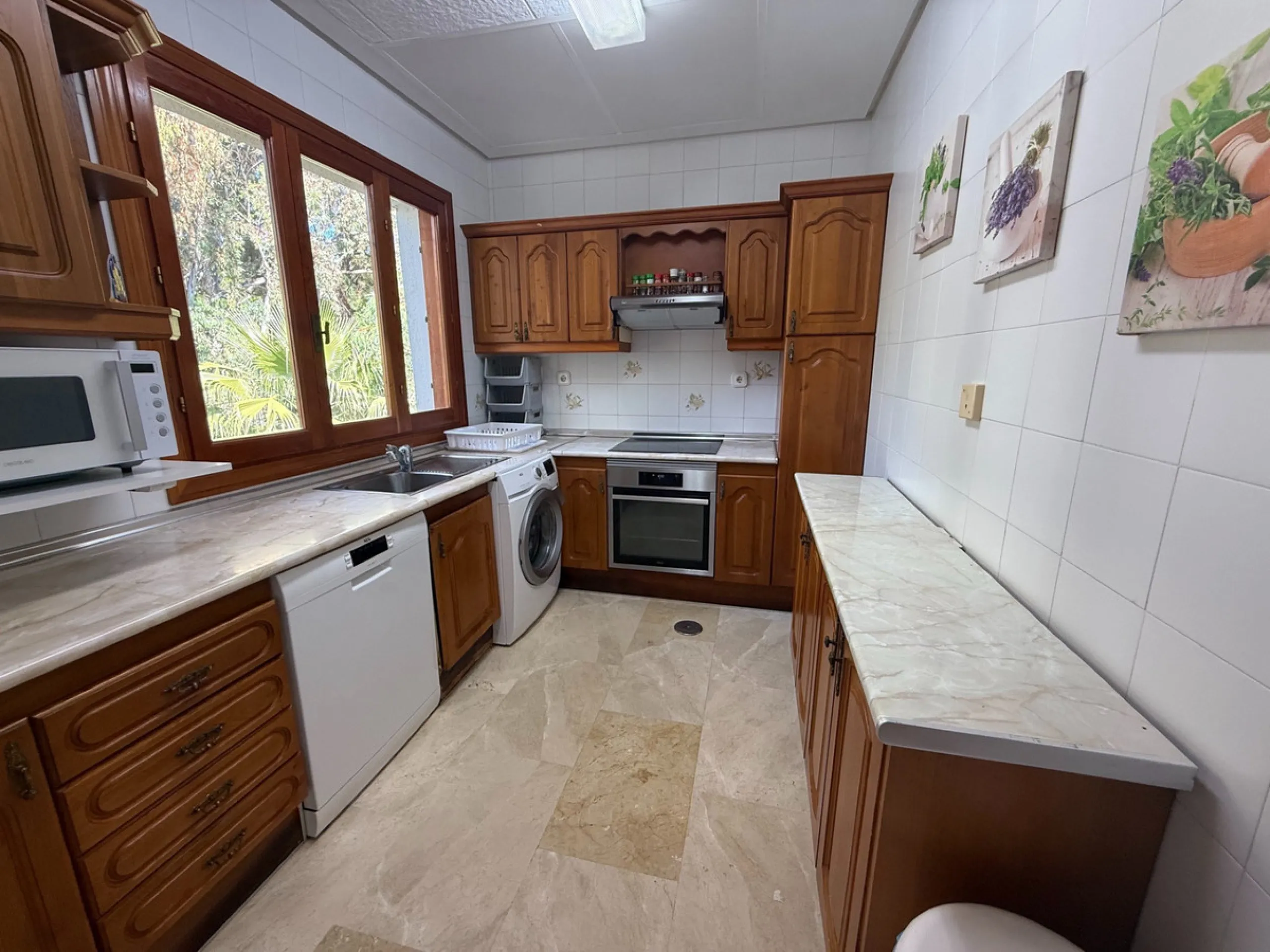 Located in one of the most established and beautifully maintained urbanisations in Nueva Andalucía, this charming two bedroom, two bathroom apartment offers comfort, space and an exceptional lifestyle setting in the heart of the Golf Valley.
