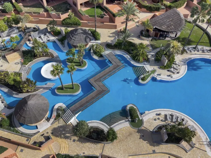 Apartment - Ground Floor Apartment в продаже в Estepona, Málaga. В доме 3 спален и 2 ванных комнат. Площадь дома 110 м²