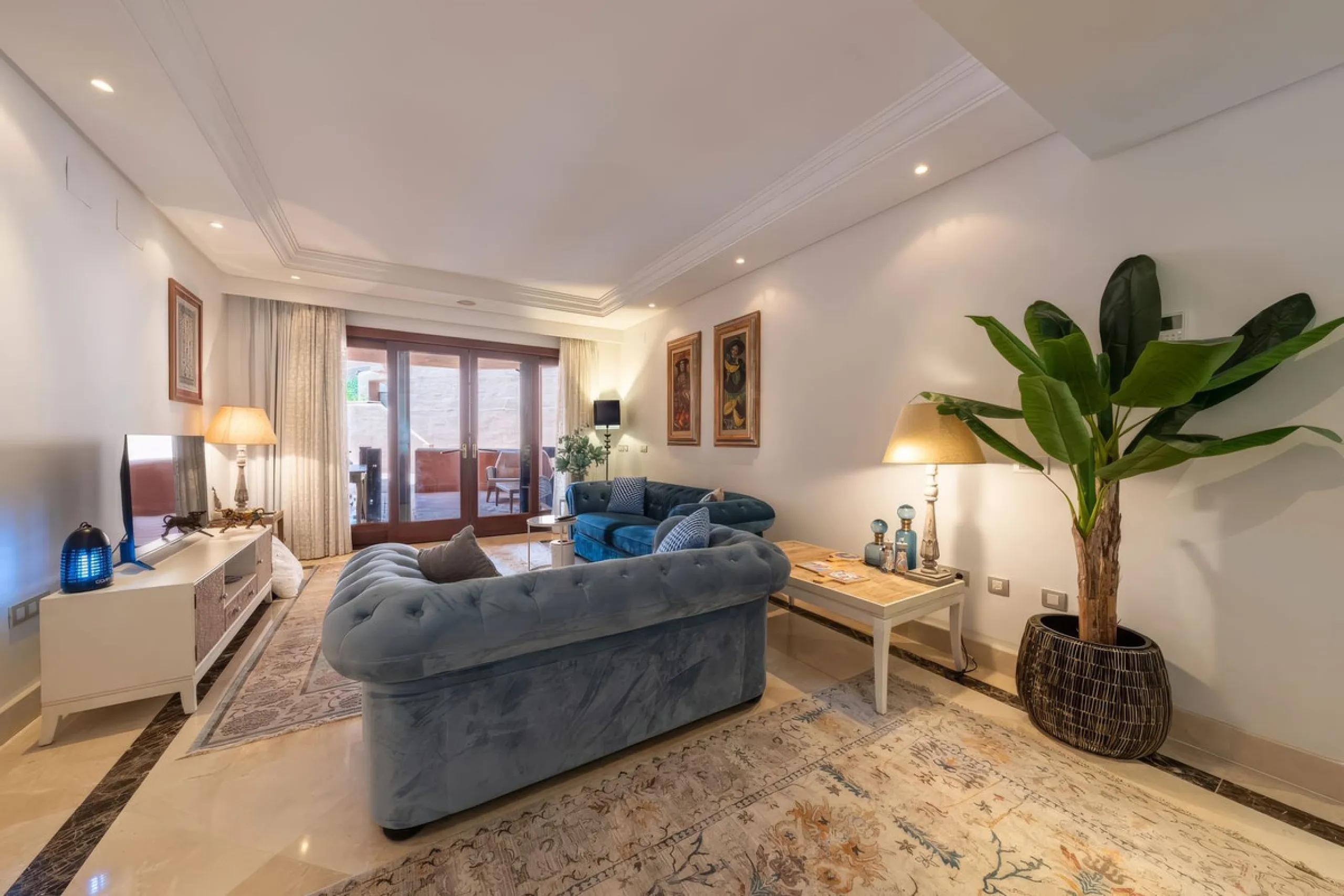 Apartment - Ground Floor Apartment в продаже в Estepona, Málaga. В доме 3 спален и 2 ванных комнат. Площадь дома 110 м²