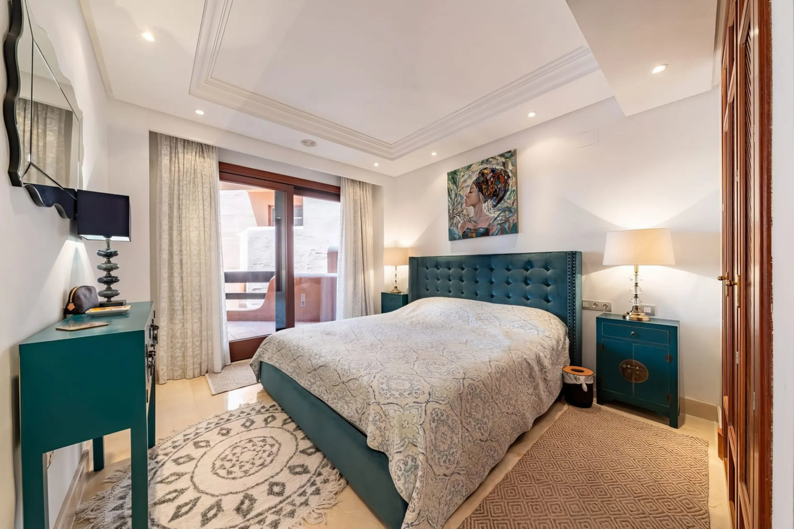 Apartment - Ground Floor Apartment в продаже в Estepona, Málaga. В доме 3 спален и 2 ванных комнат. Площадь дома 110 м²