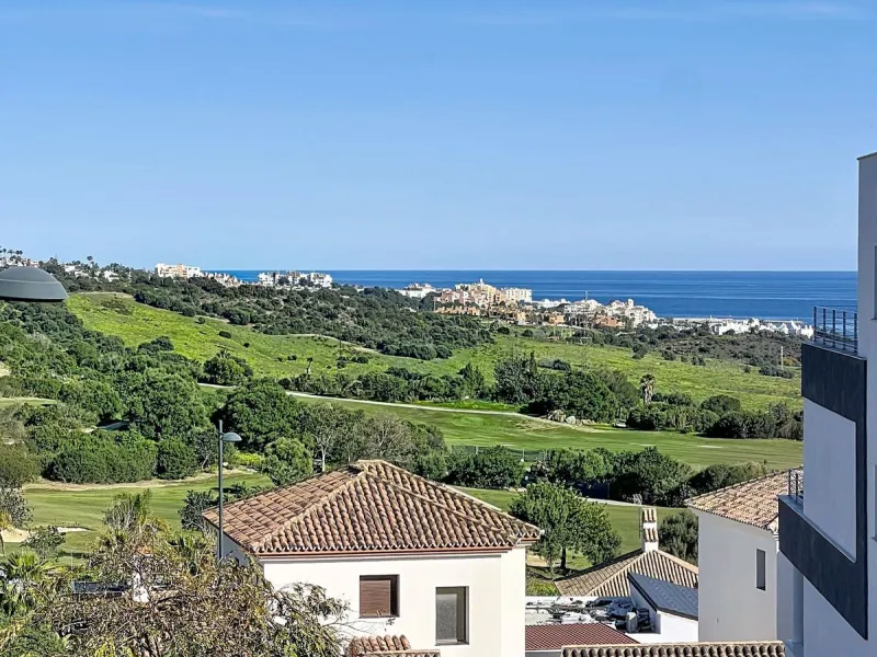 Prime Sea View Building Plot with License – 573 m²
