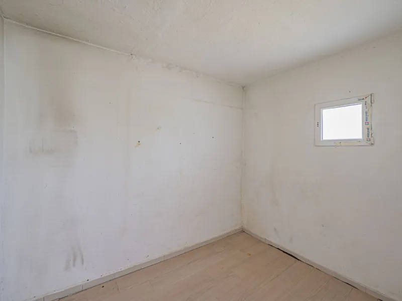 INVESTMENT OPPORTUNITY - BEACHFRONT