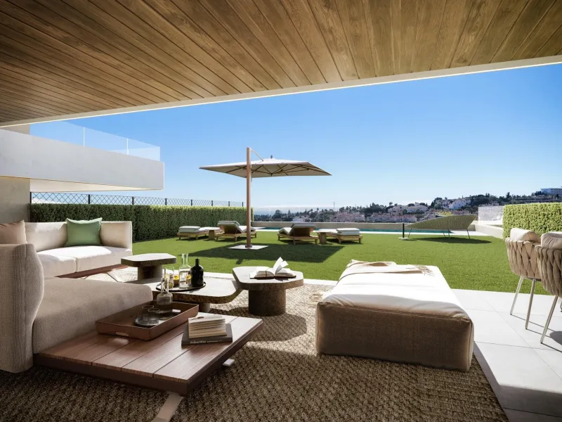 New Build Luxury Apartments in El Campanario-Estepona Near Golf and Beach& & Prime Location on the New Golden Mile& This exclusive new development of 86 modern apartments is located in El Campanario, one of the most established and sought after r