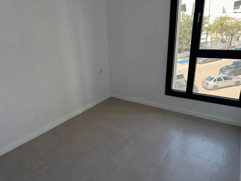 Apartment - Penthouse в продаже в Estepona, Málaga. В доме 2 спален и 2 ванных комнат. Площадь дома 145 м²