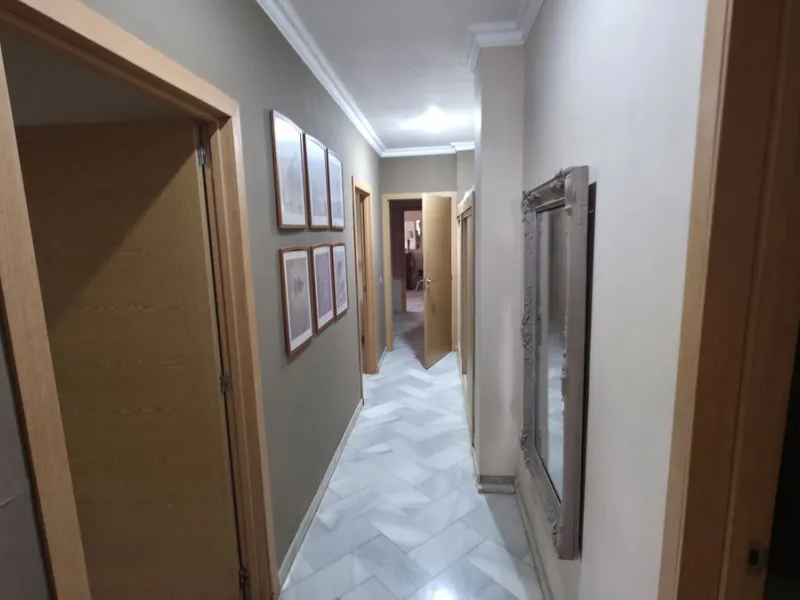 House - Detached Villa в продаже в Estepona, Málaga. В доме 6 спален и 5 ванных комнат. Площадь дома 467 м². Площадь участка 4468 м²