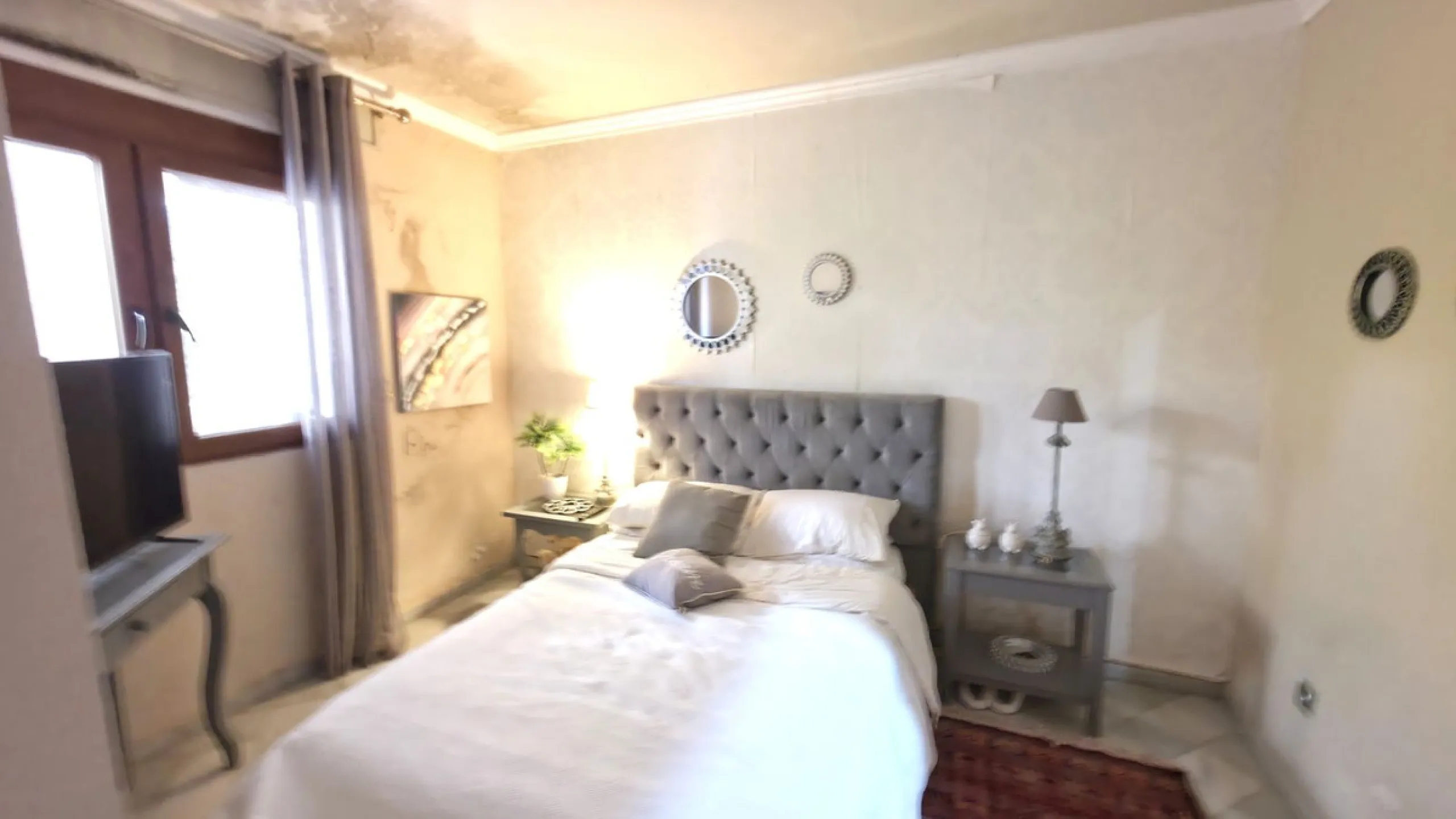House - Detached Villa в продаже в Estepona, Málaga. В доме 6 спален и 5 ванных комнат. Площадь дома 467 м². Площадь участка 4468 м²