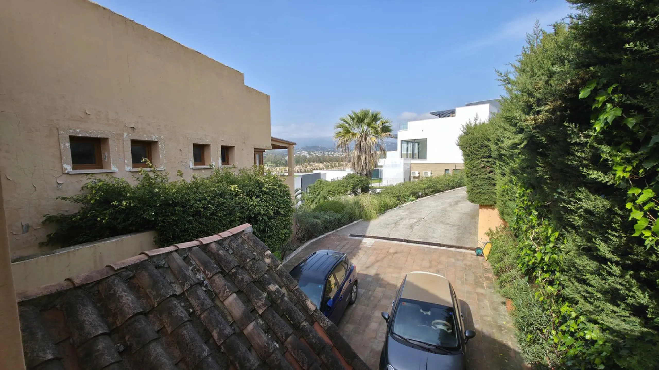 House - Detached Villa в продаже в Estepona, Málaga. В доме 6 спален и 5 ванных комнат. Площадь дома 467 м². Площадь участка 4468 м²