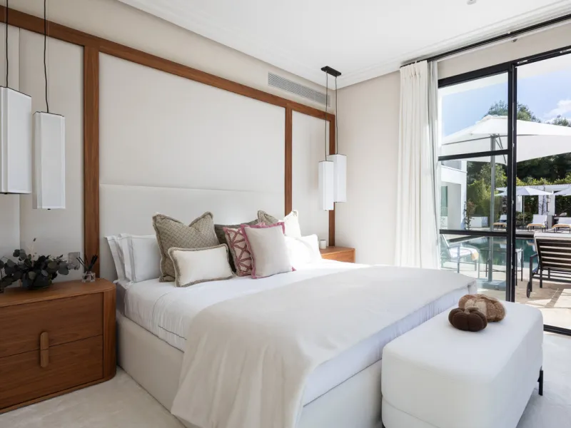 House - Detached Villa в продаже в Marbella, Málaga. В доме 6 спален и 7 ванных комнат. Площадь дома 1000 м². Площадь участка 1770 м²