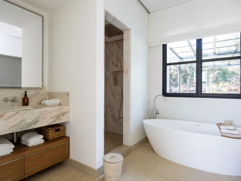 House - Detached Villa в продаже в Marbella, Málaga. В доме 6 спален и 7 ванных комнат. Площадь дома 1000 м². Площадь участка 1770 м²