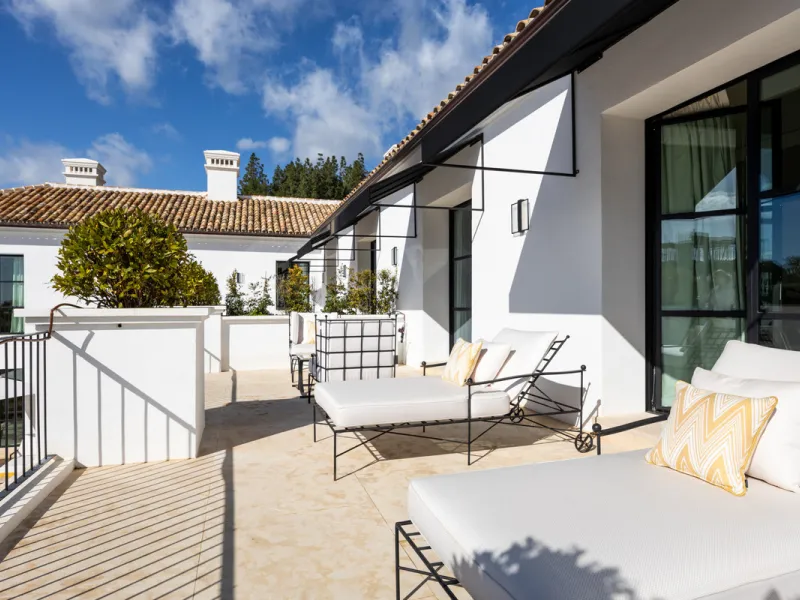 House - Detached Villa в продаже в Marbella, Málaga. В доме 6 спален и 7 ванных комнат. Площадь дома 1000 м². Площадь участка 1770 м²